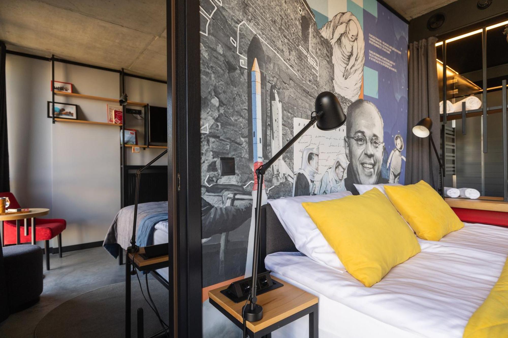 !Fest Hotel Λβιβ Εξωτερικό φωτογραφία
