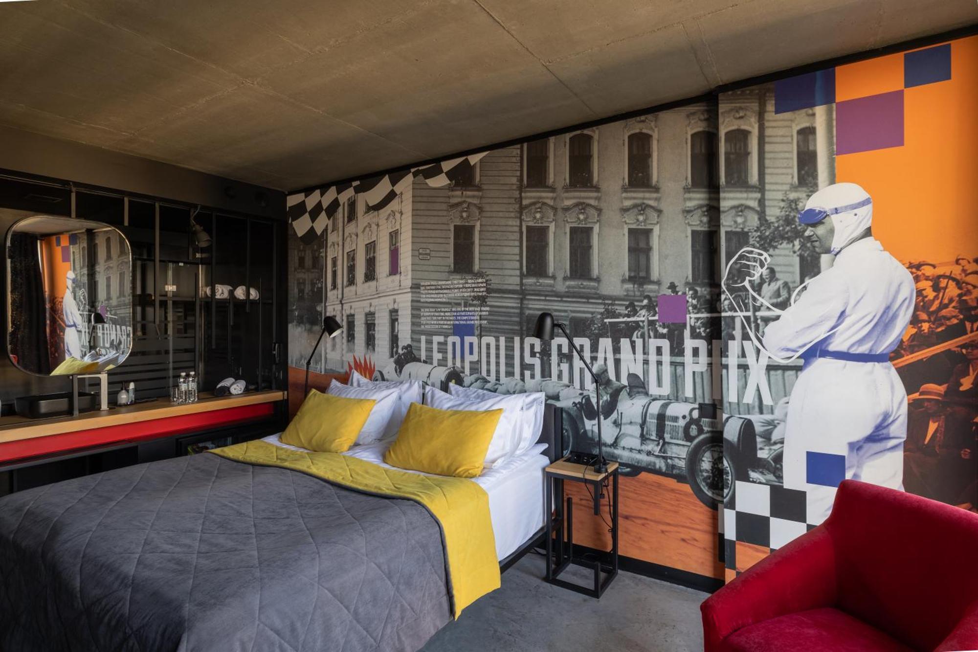 !Fest Hotel Λβιβ Εξωτερικό φωτογραφία