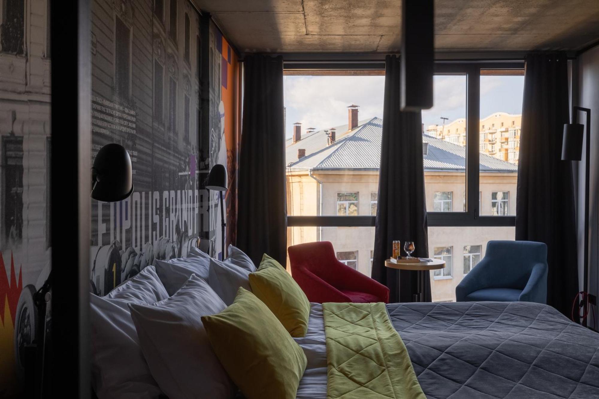 !Fest Hotel Λβιβ Εξωτερικό φωτογραφία
